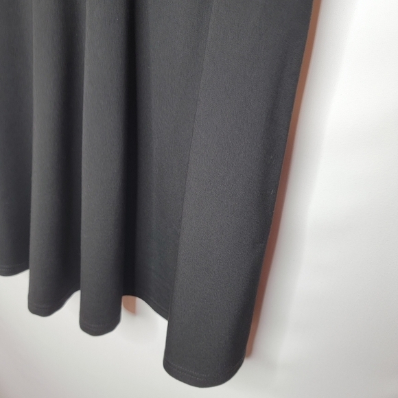 Lulu's Fit and Flare Black Skater Dress - Picture 4 of 10